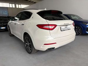 Levante 3.0 V6 Gransport 275cv auto