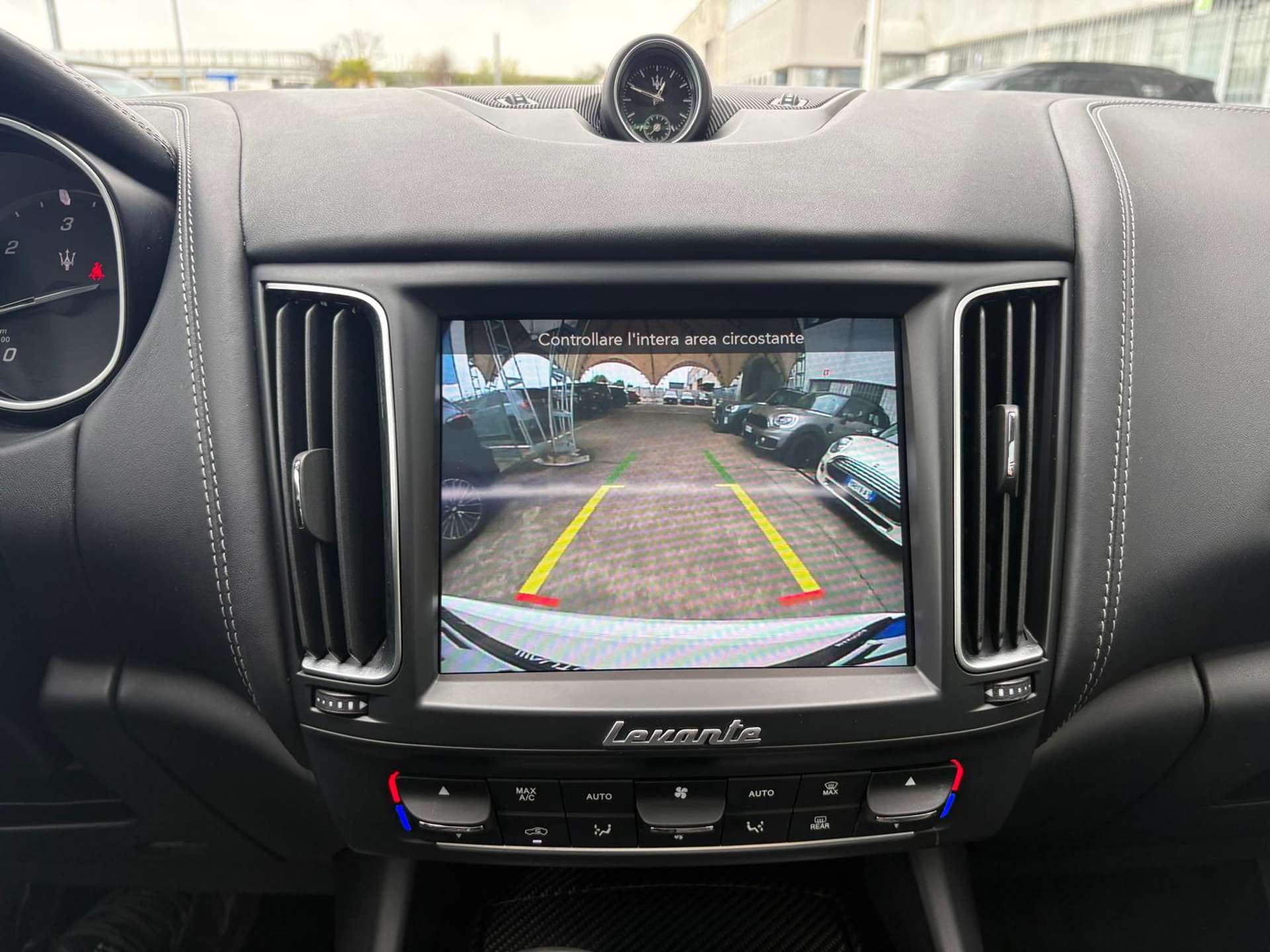 Levante 3.0 V6 Gransport 275cv auto