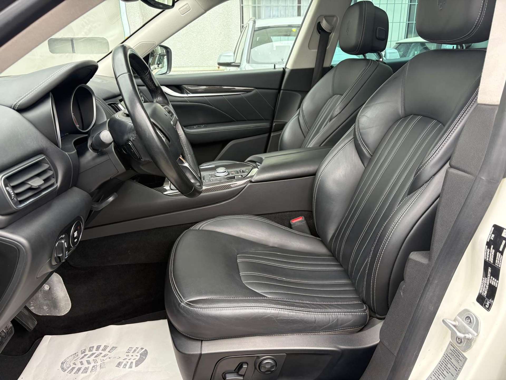 Levante 3.0 V6 Gransport 275cv auto