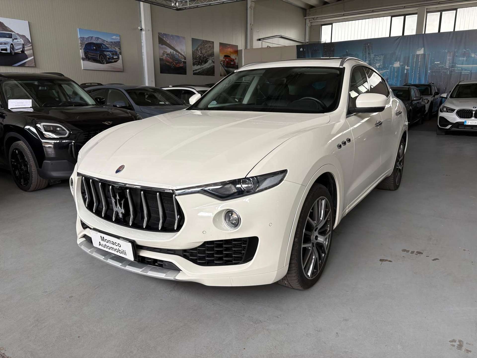 Levante 3.0 V6 Gransport 275cv auto