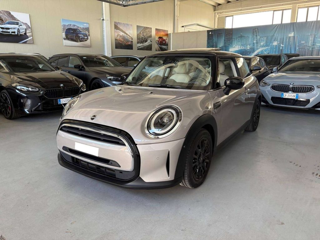 Mini 3p 1.5 Cooper Classic Premium Mid Package auto