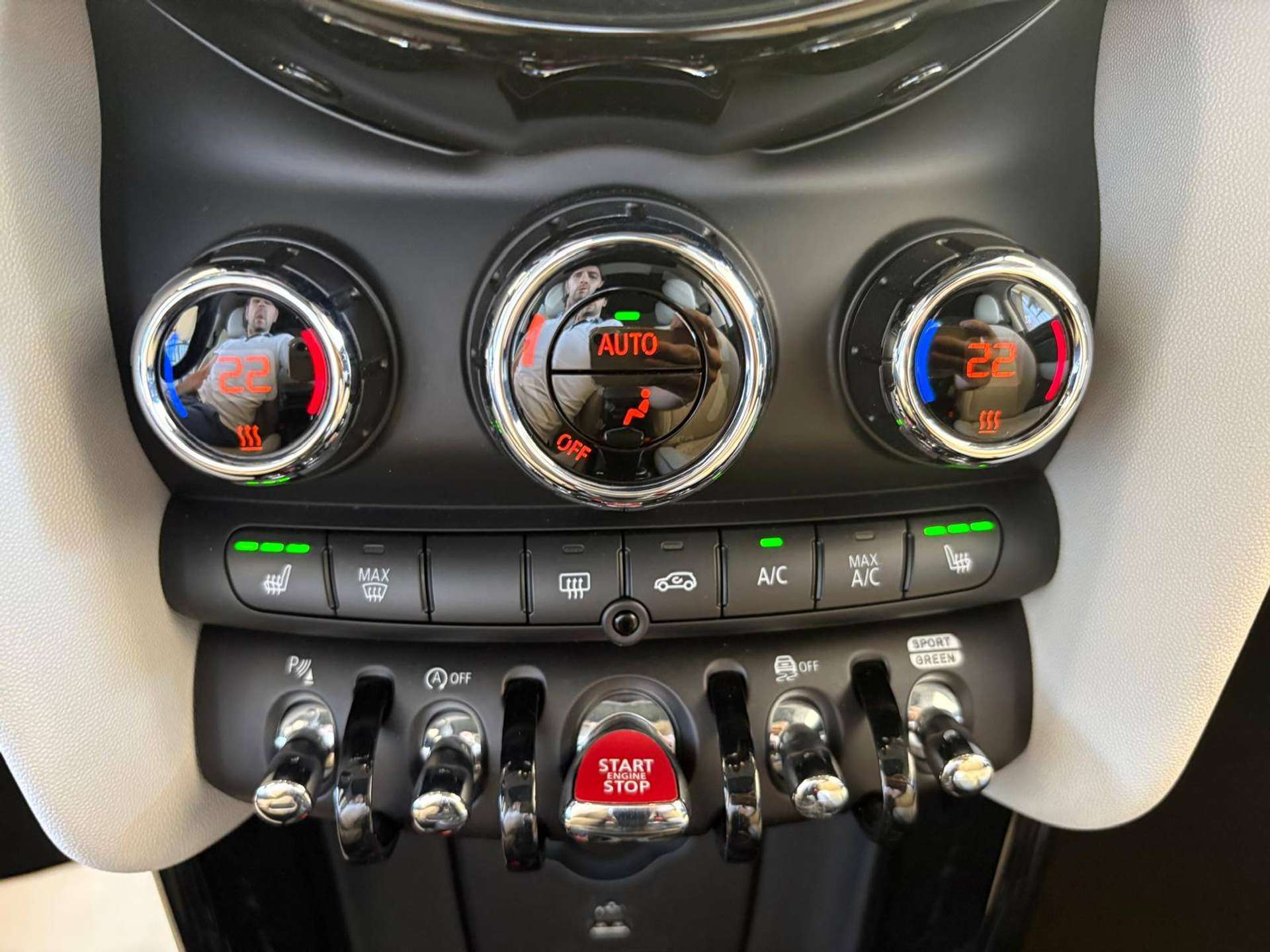 Mini 3p 1.5 Cooper Classic Premium Mid Package auto