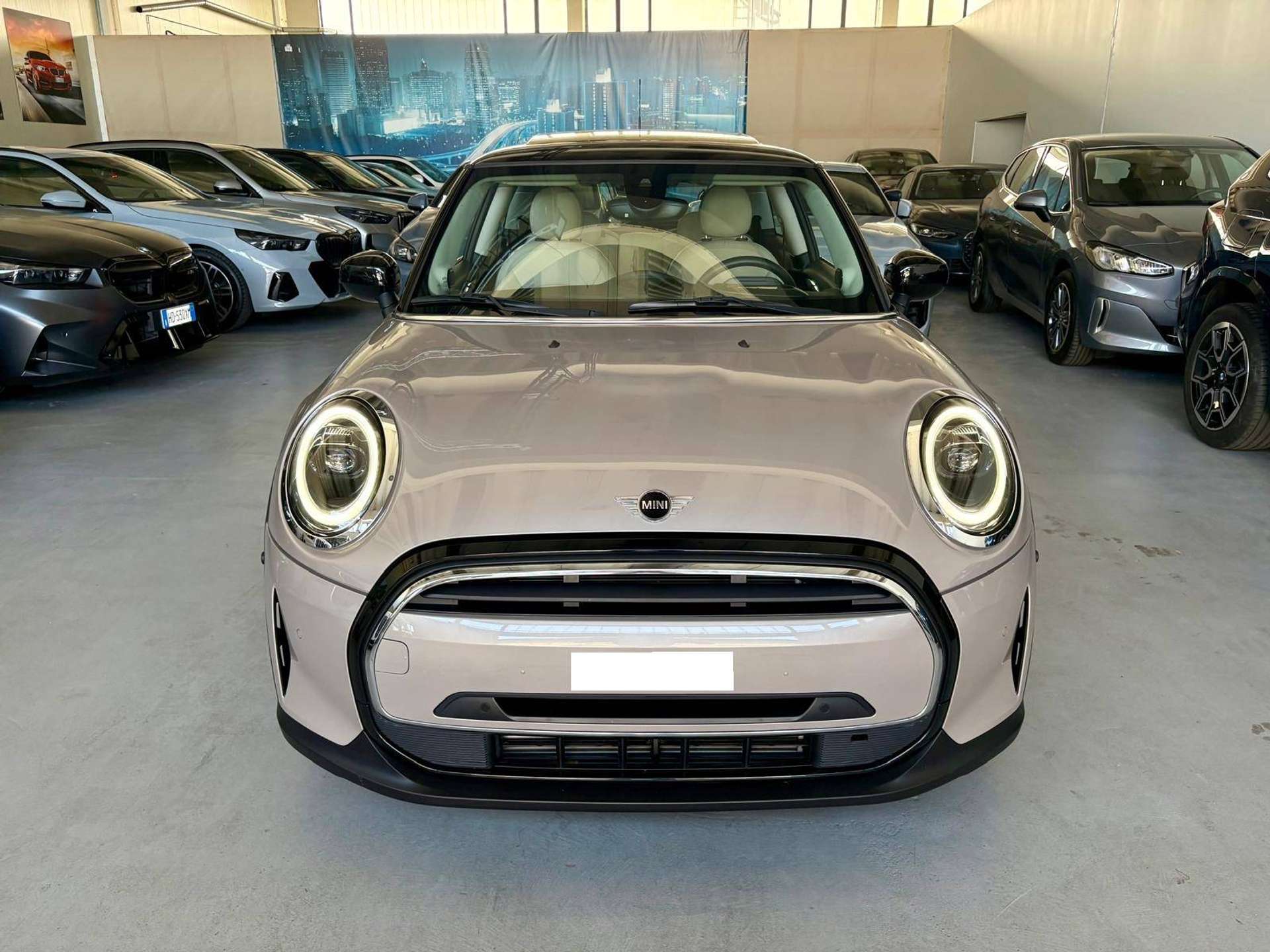 Mini 3p 1.5 Cooper Classic Premium Mid Package auto