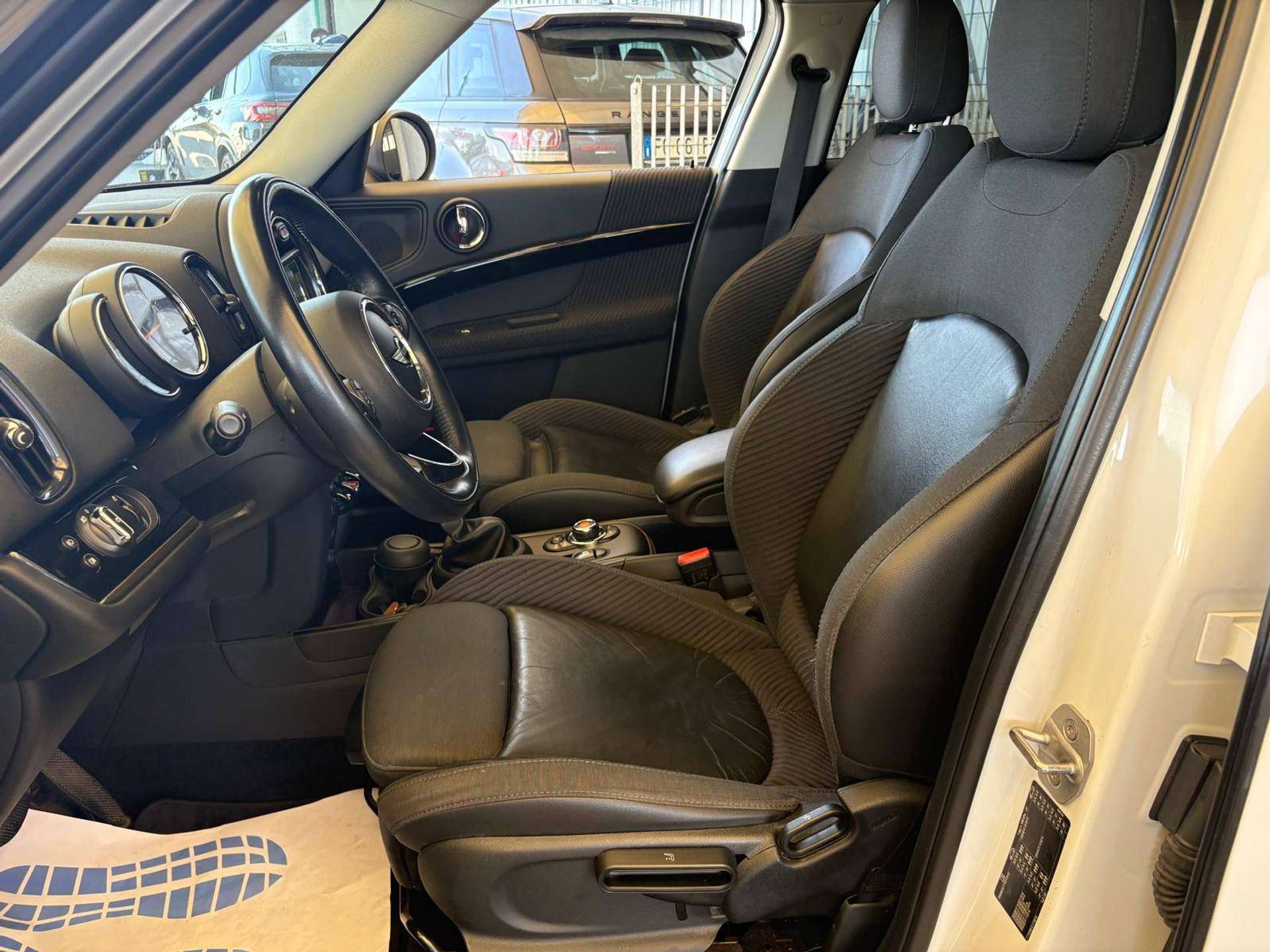 Mini Countryman F60 2.0 Business auto