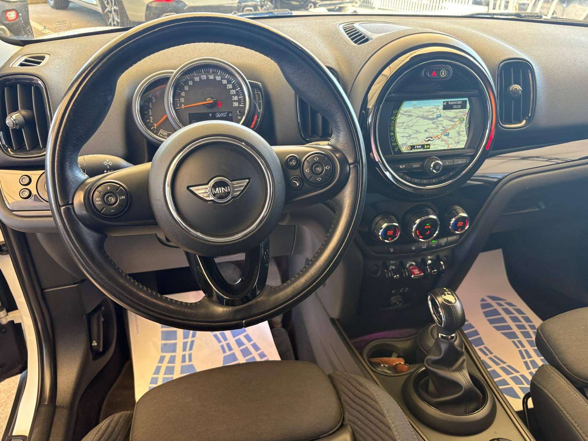 Mini Countryman F60 2.0 Business auto