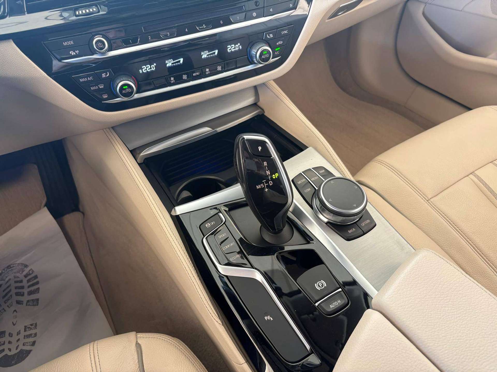 Serie 5 G31 Touring 520d Touring Luxury auto
