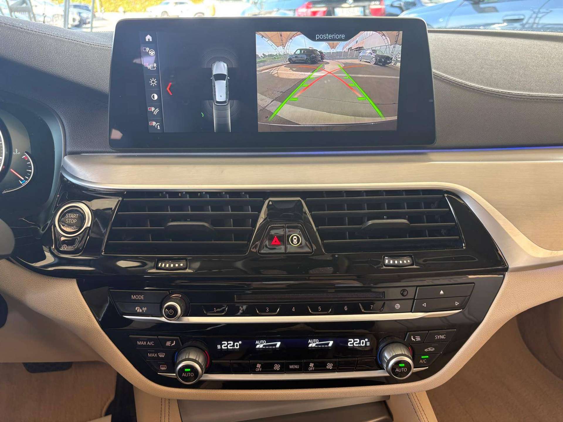 Serie 5 G31 Touring 520d Touring Luxury auto