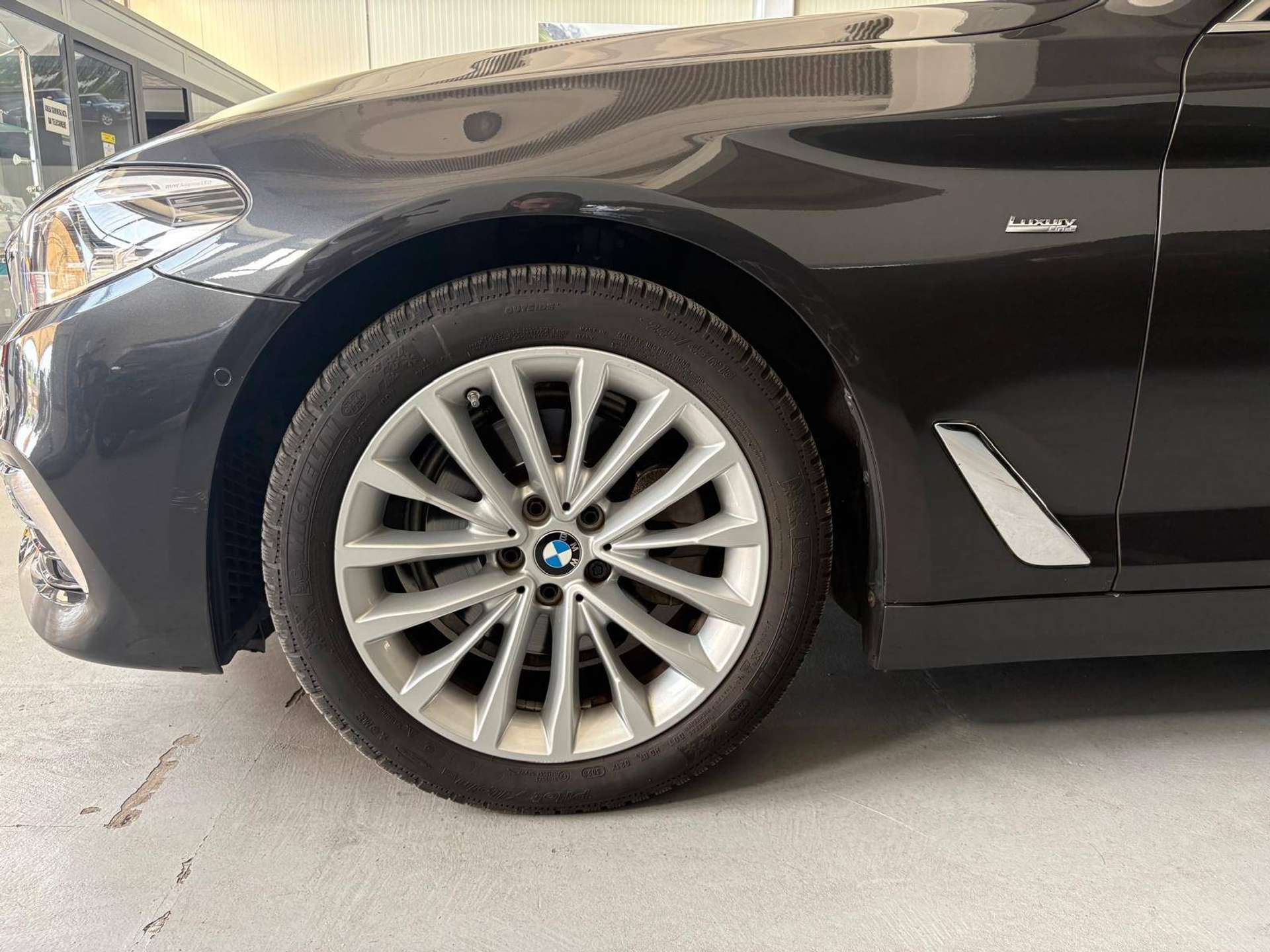 Serie 5 G31 Touring 520d Touring Luxury auto