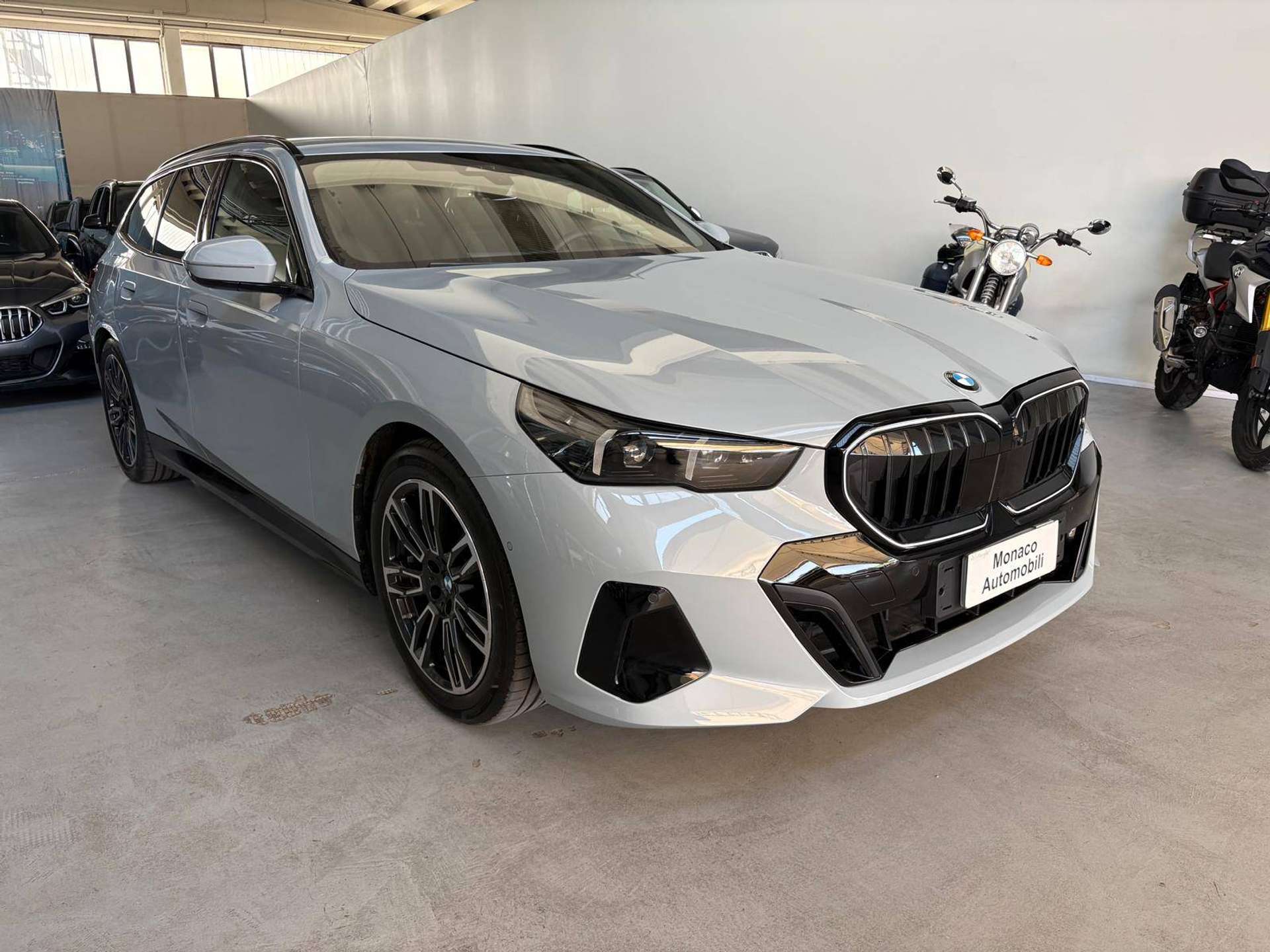 Serie 5 G61 Touring 520d Touring 48V xdrive MSport Pro auto