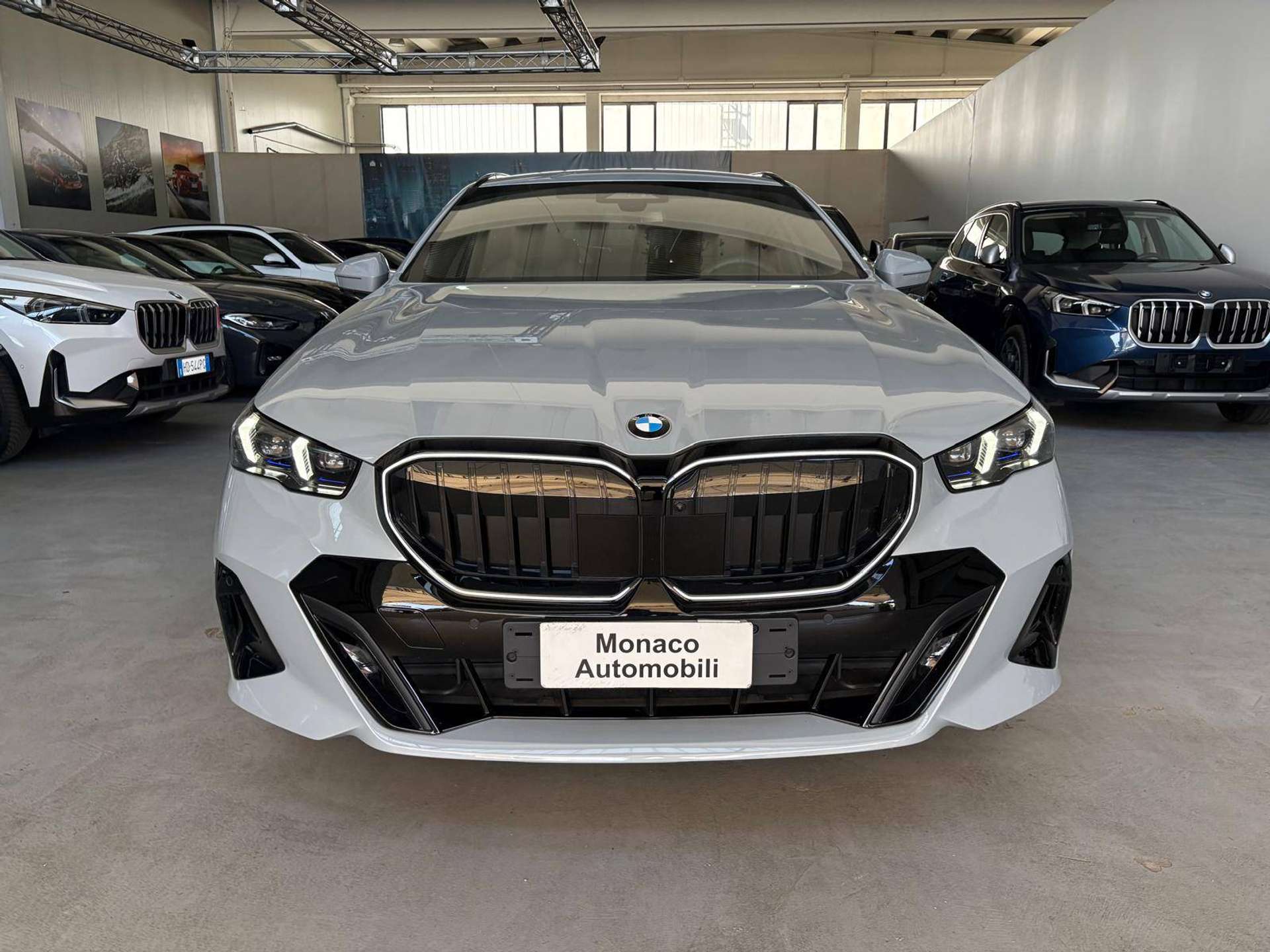 Serie 5 G61 Touring 520d Touring 48V xdrive MSport Pro auto