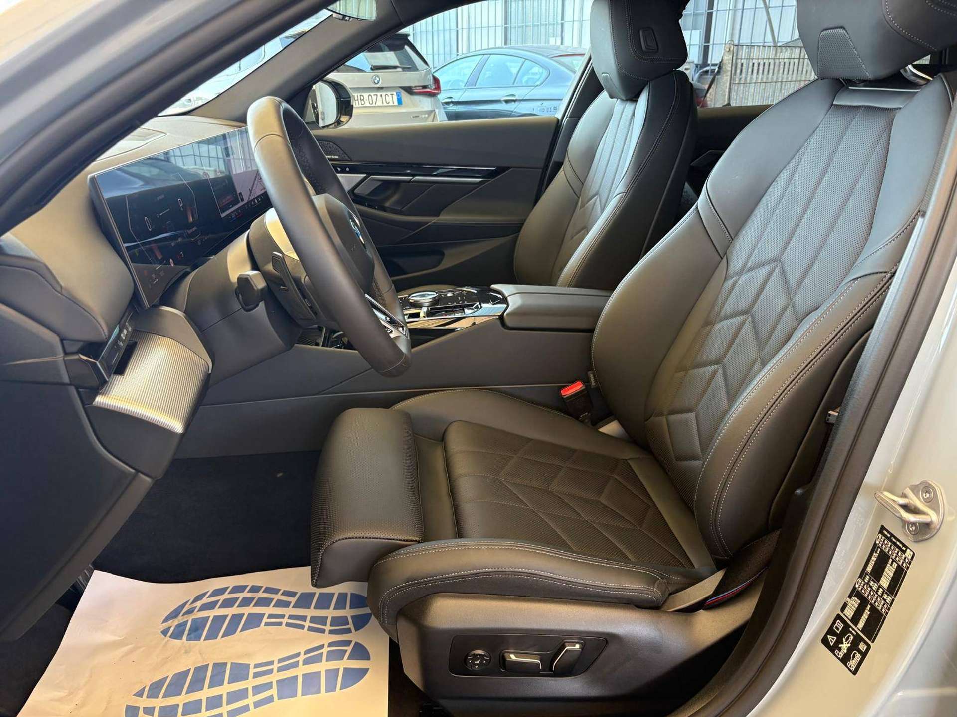 Serie 5 G61 Touring 520d Touring 48V xdrive MSport Pro auto