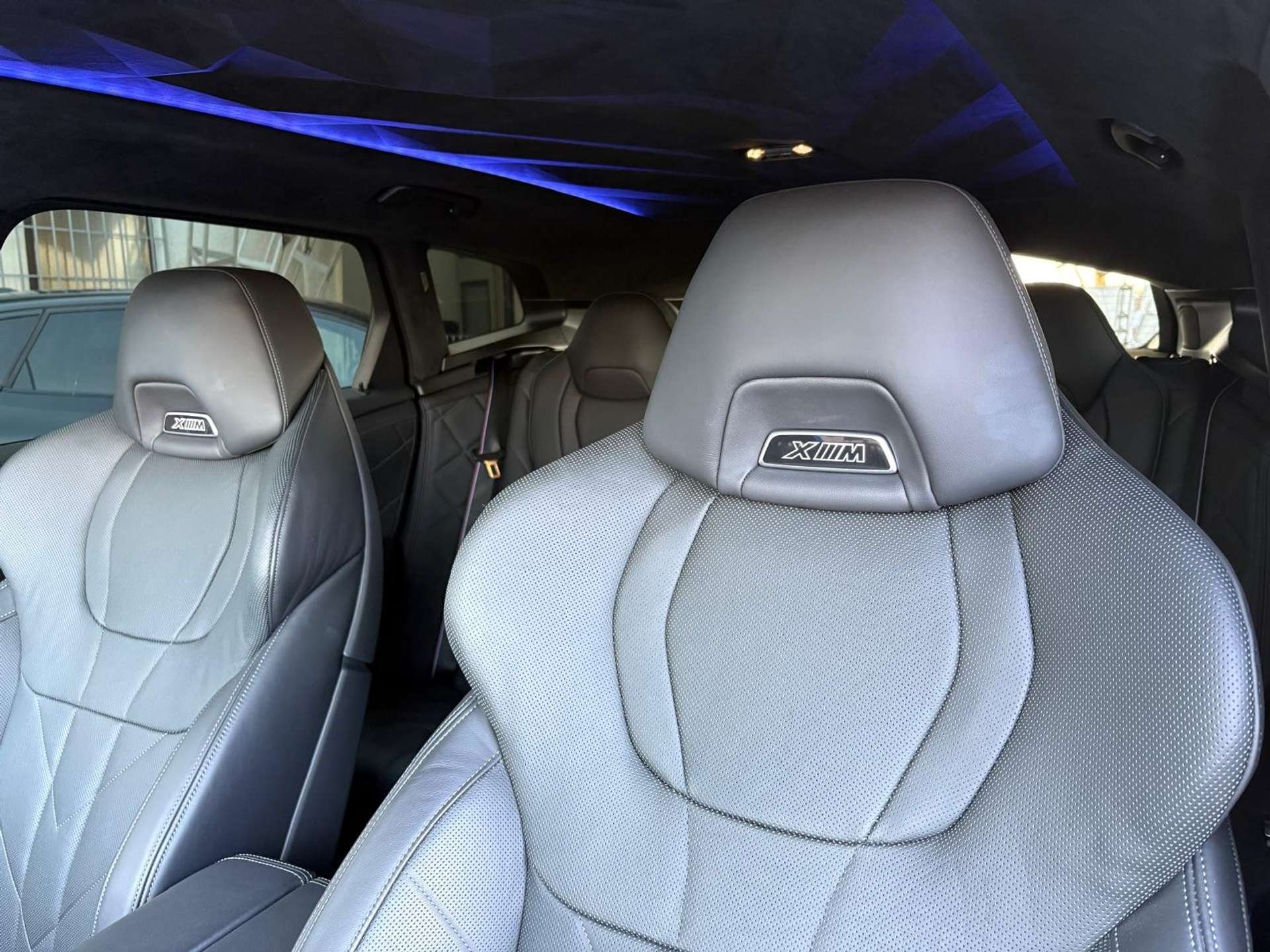 XM G09 4.4 phev auto