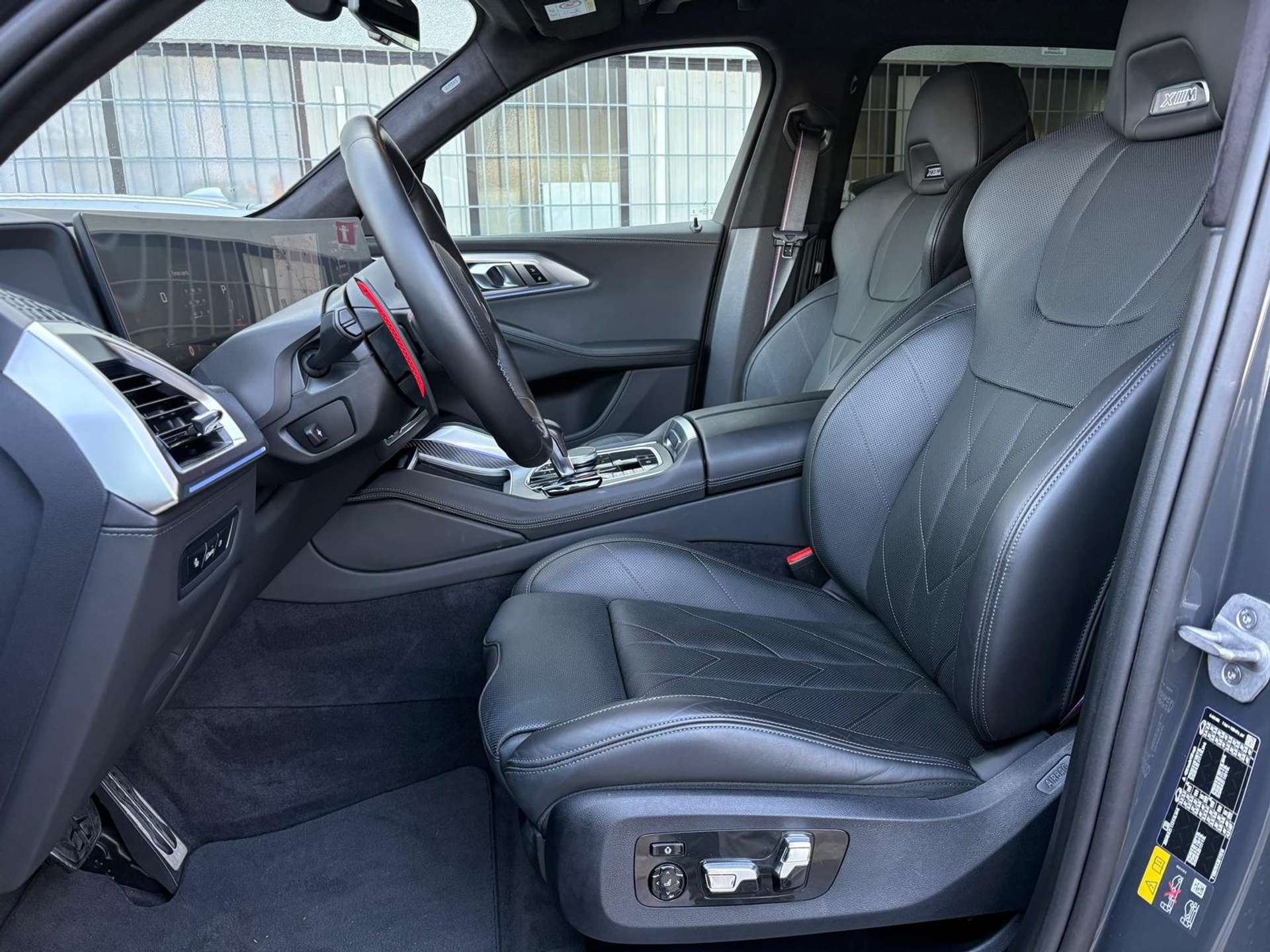 XM G09 4.4 phev auto