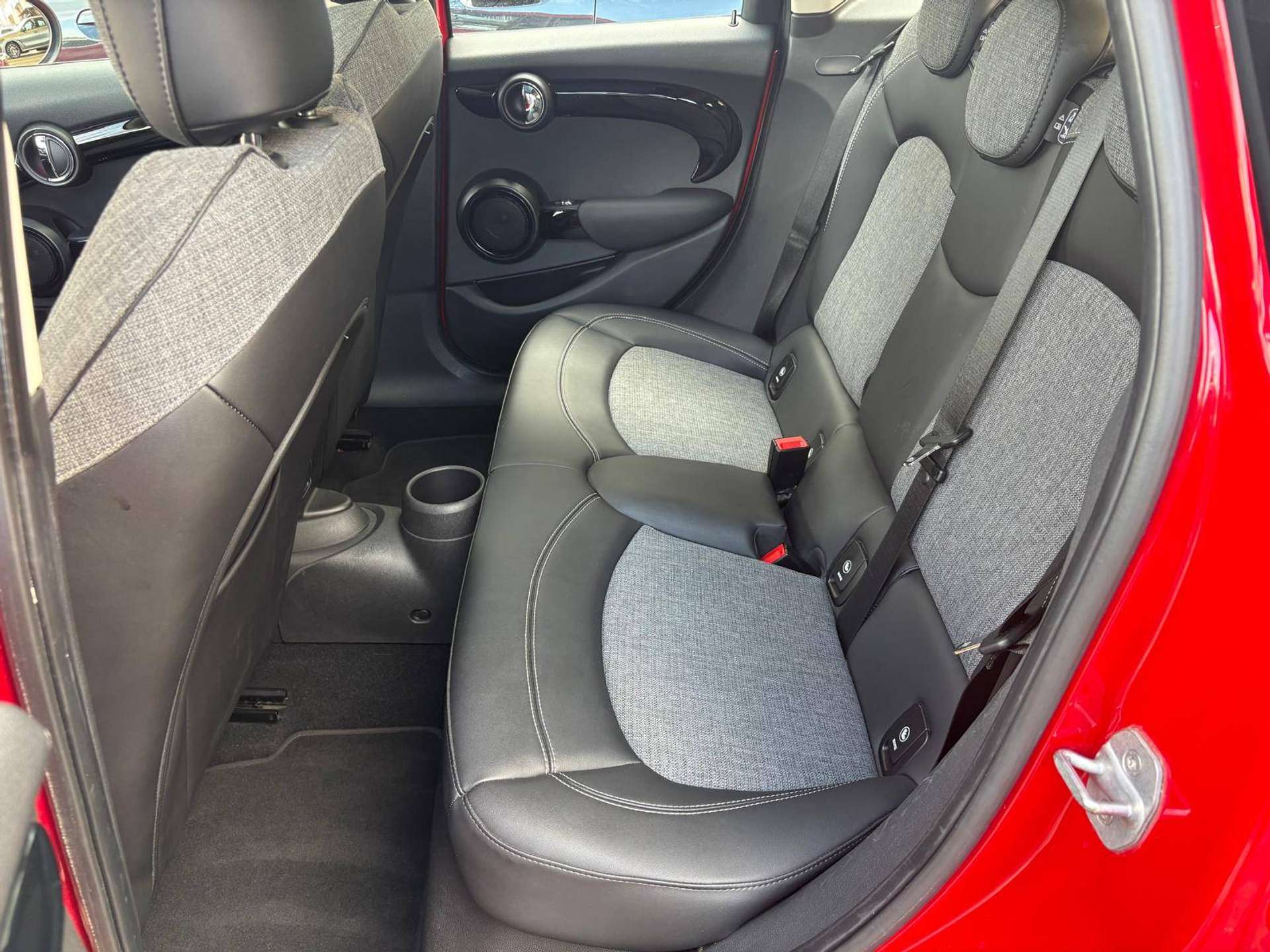 Mini 5p 1.5 One Heddon Street 75cv