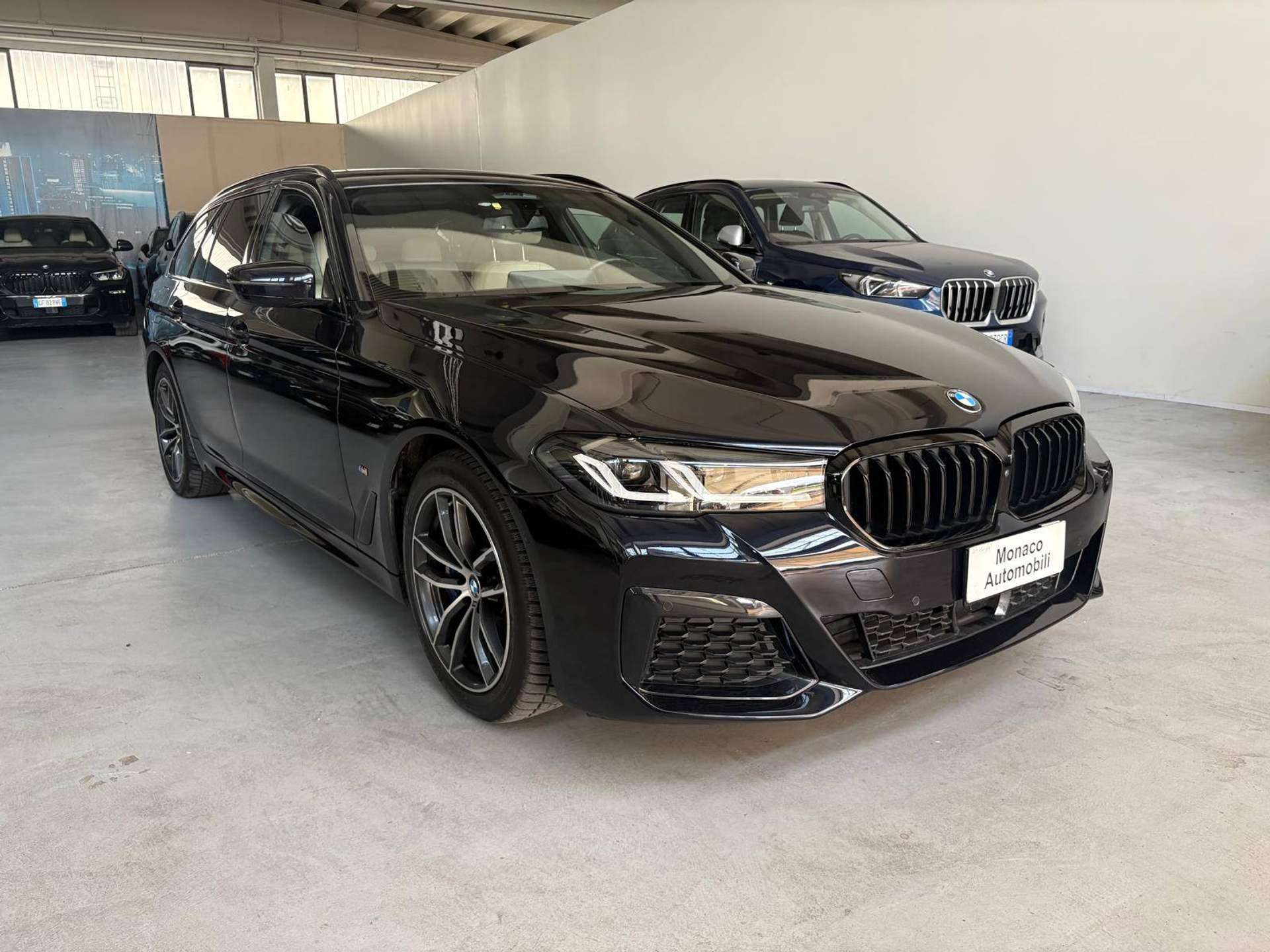 Serie 5 G31 Touring LCI 520d T. mhev 48V xdrive Msport auto