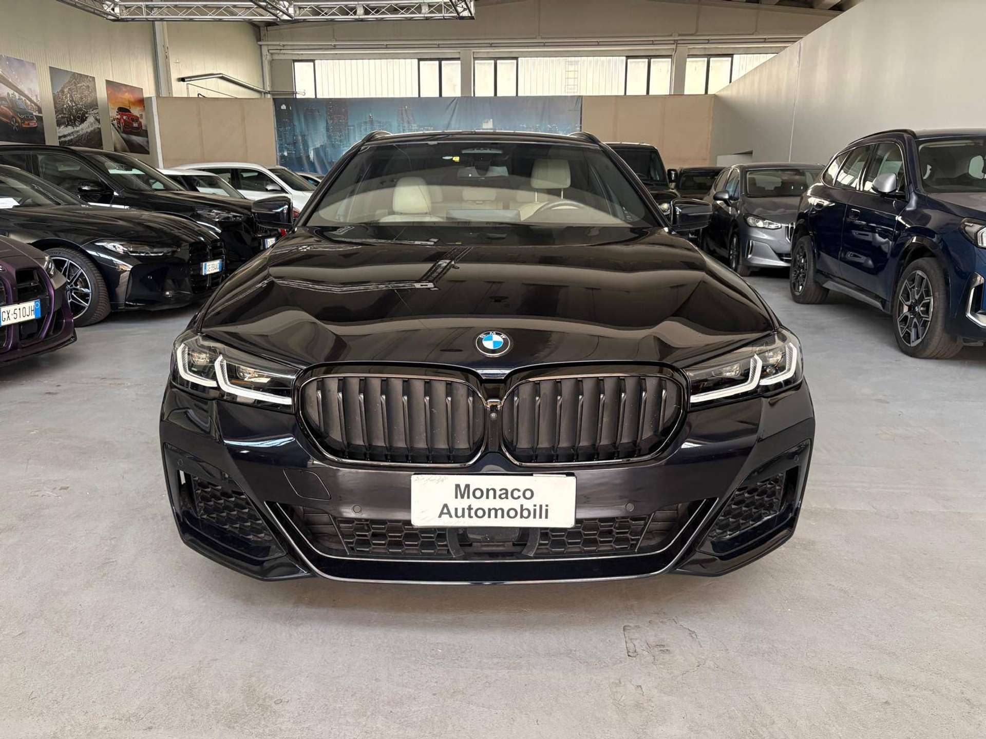 Serie 5 G31 Touring LCI 520d T. mhev 48V xdrive Msport auto