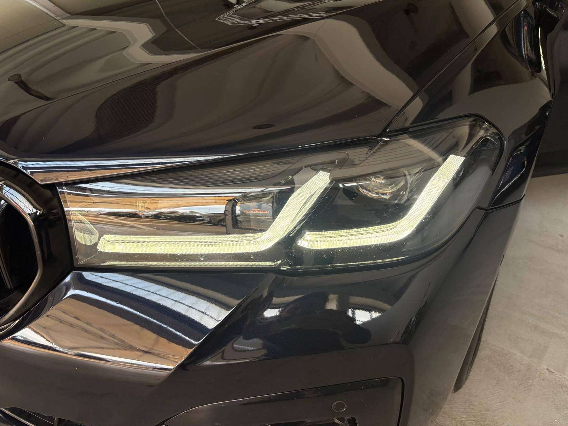 Serie 5 G31 Touring LCI 520d T. mhev 48V xdrive Msport auto