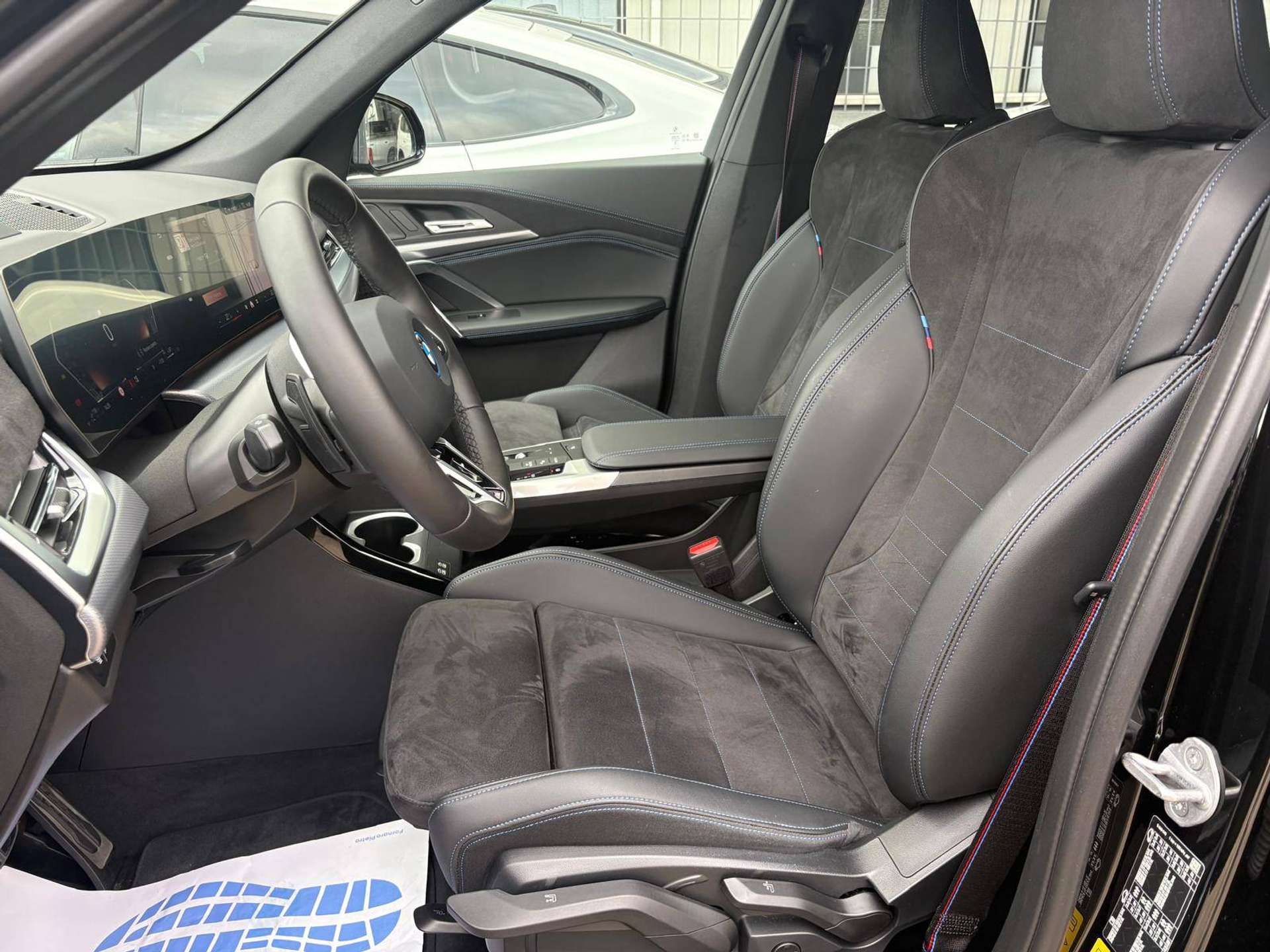 X1 U11 xdrive 25e MSport Pro auto