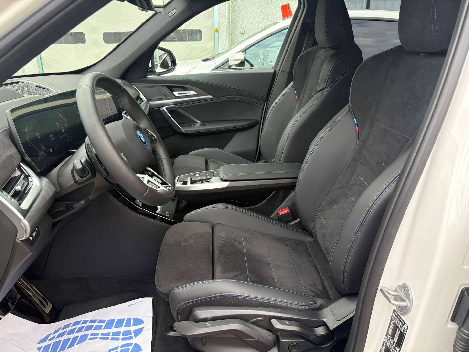 X1 U11 xdrive 25e MSport Pro auto