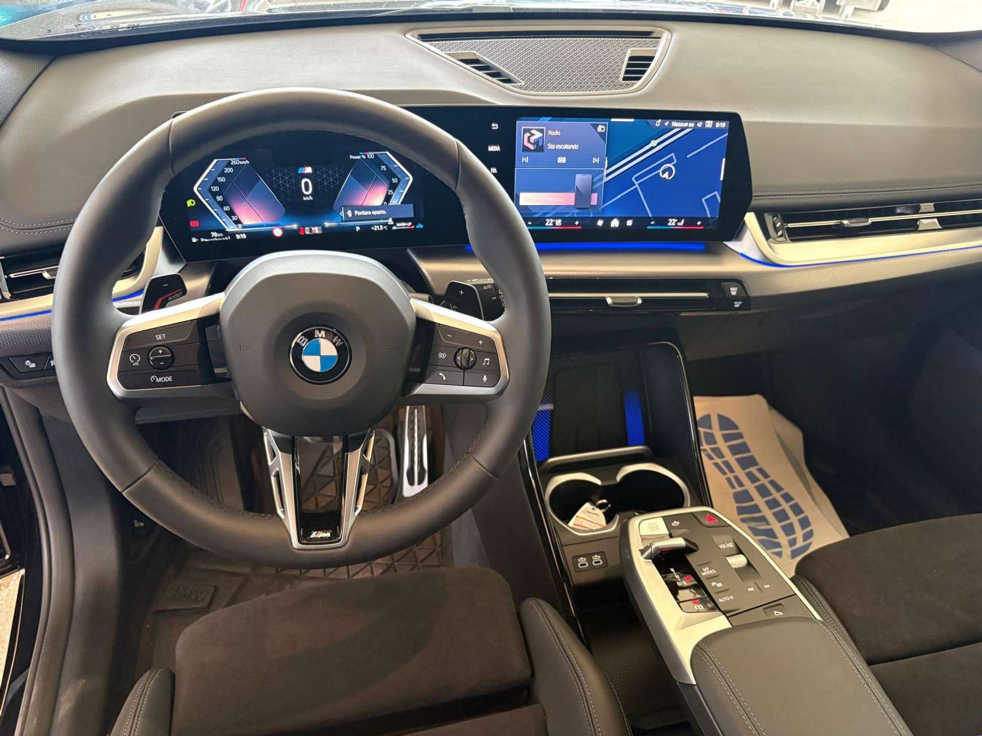 X1 U11 xdrive20d mhev 48V MSport Pro auto