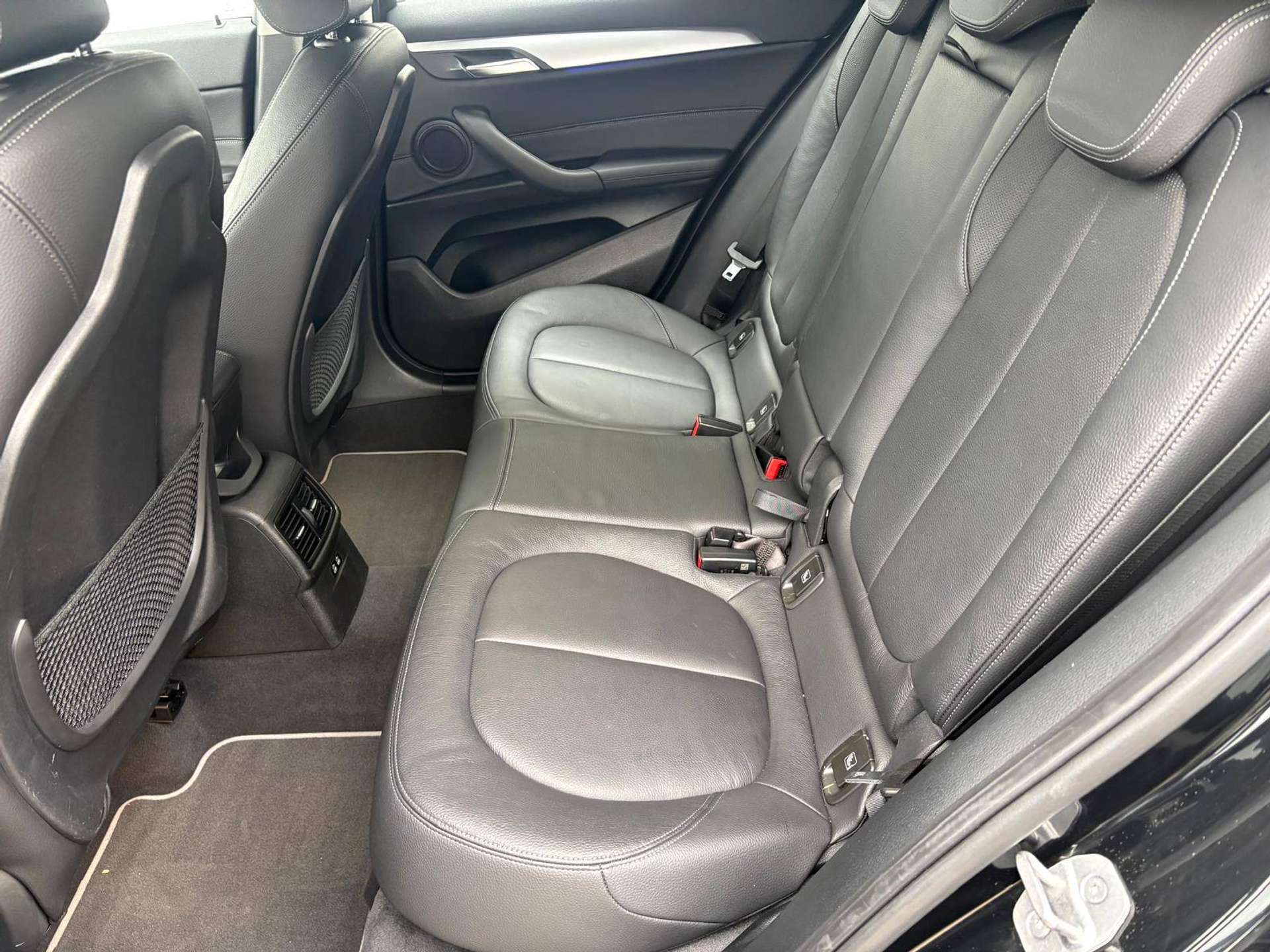 X2 F39 xdrive20d Advantage auto