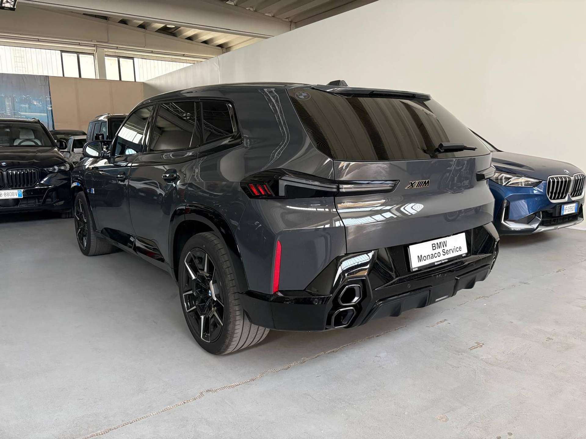 XM G09 4.4 phev auto