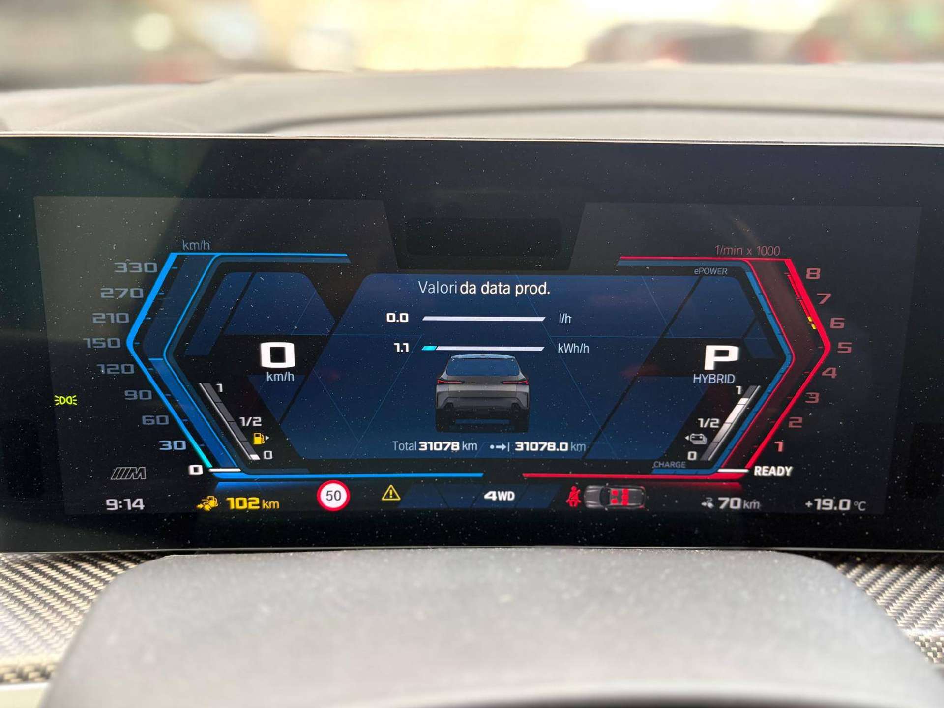 XM G09 4.4 phev auto